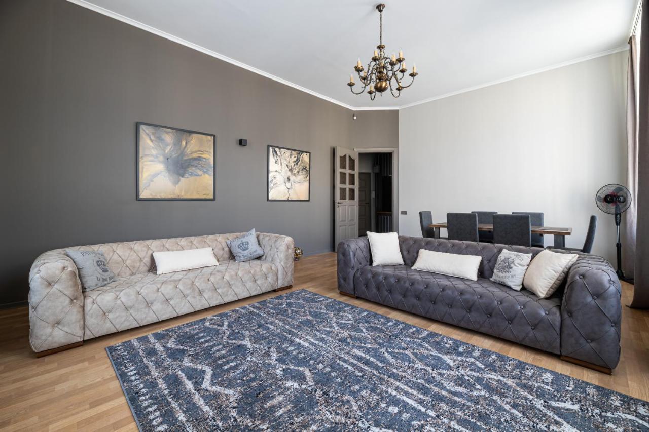 3 Room Apartments On Galytska Leopoli Esterno foto